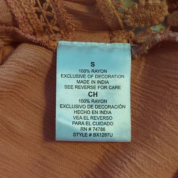 Peach Peak Thru Open Back Blouse - Picture 8 of 8